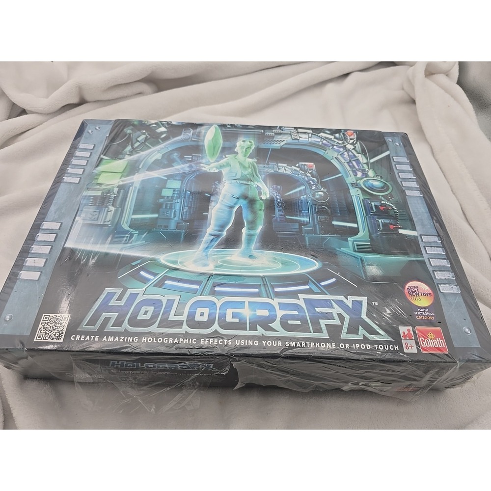 New/Sealed "HolograFX" Show Game by Goliath - 2013 Edition‎